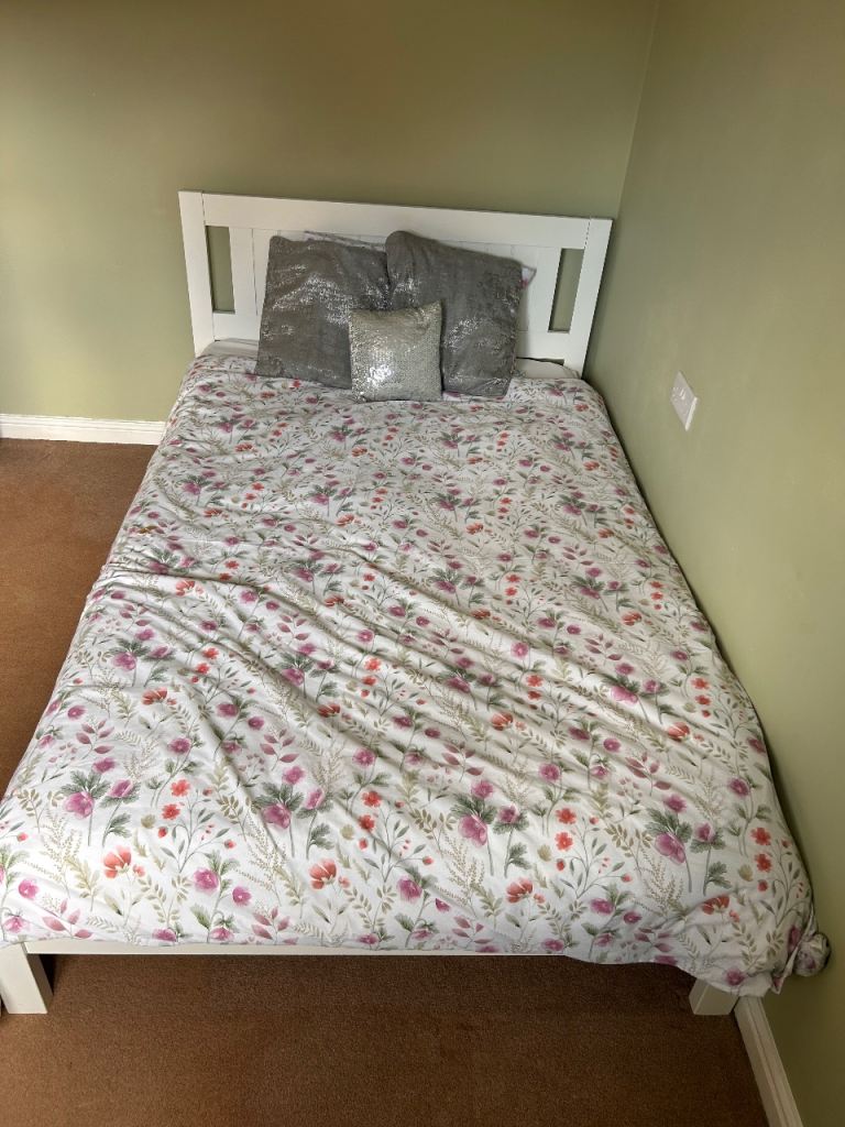 Small double bed wood frame  (without mattress)