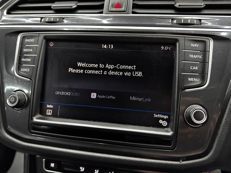 2016 Volkswagen Tiguan 2.0 TDi 150 SE Nav 5dr ESTATE DIESEL Manual