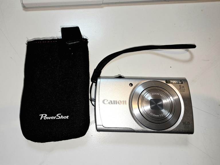 Canon Powershot A2600 Digital Camera