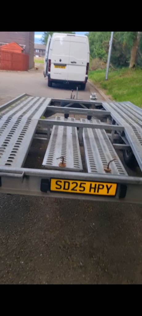 Car transporter trailerCar 