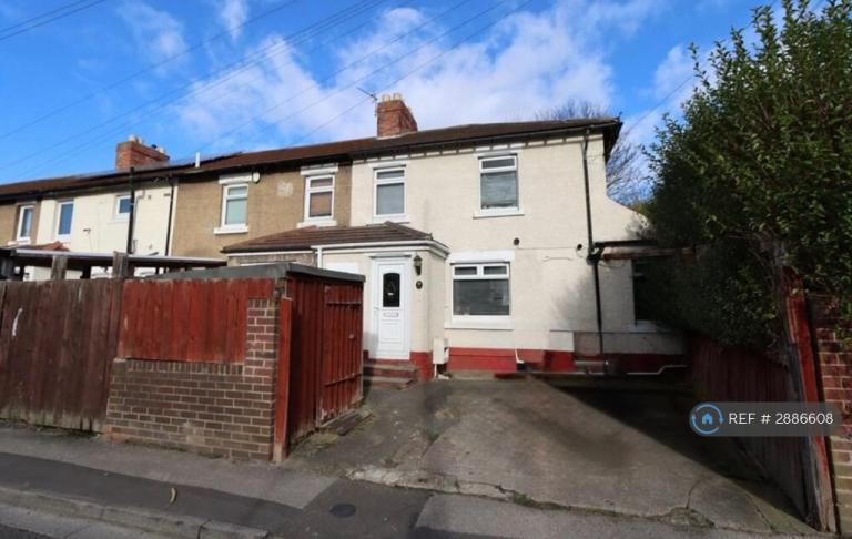 3 bedroom house in Byron Terrace, Houghton Le Spring, DH5 (3 bed) (#2886608)