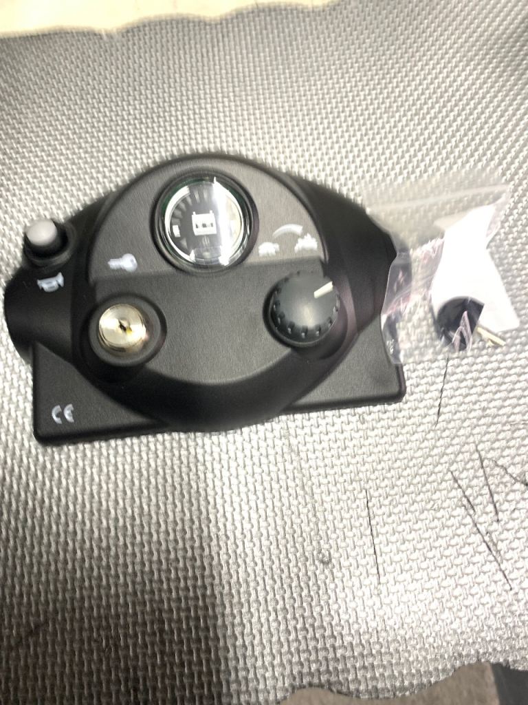 GoGo elite traveller tiller head unit & key. BRAND NEW