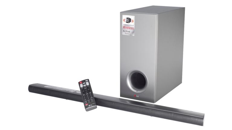 LG Soundbar 2.1 Channel 320 watts Bluetooth output Wireless Subwoofer good condition