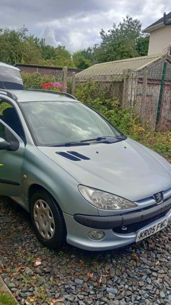 Low mileage Peugeot, 206, Estate, 2005, Manual, 1997 (cc), 5 doors