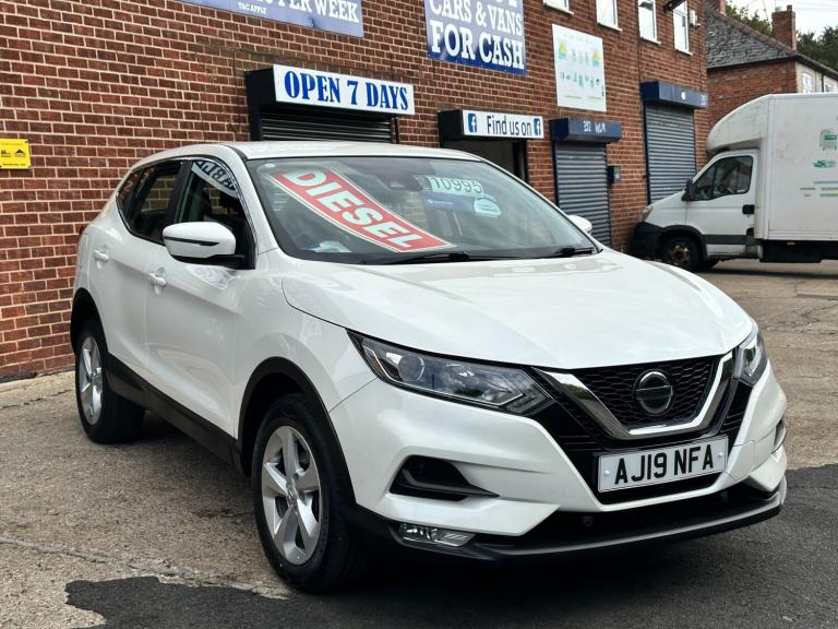 19 reg nissan qashqai 1.5 dCi diesel 115 Acenta Premium 5dr manual