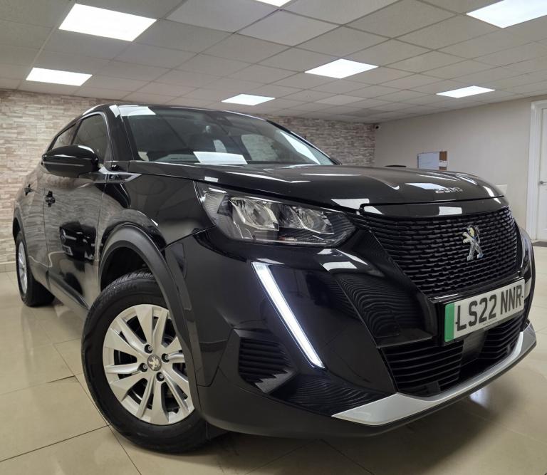 PEUGEOT E-2008 50kWh Active Premium Black Auto Electric WARRANTY 12 MONTHS MOT