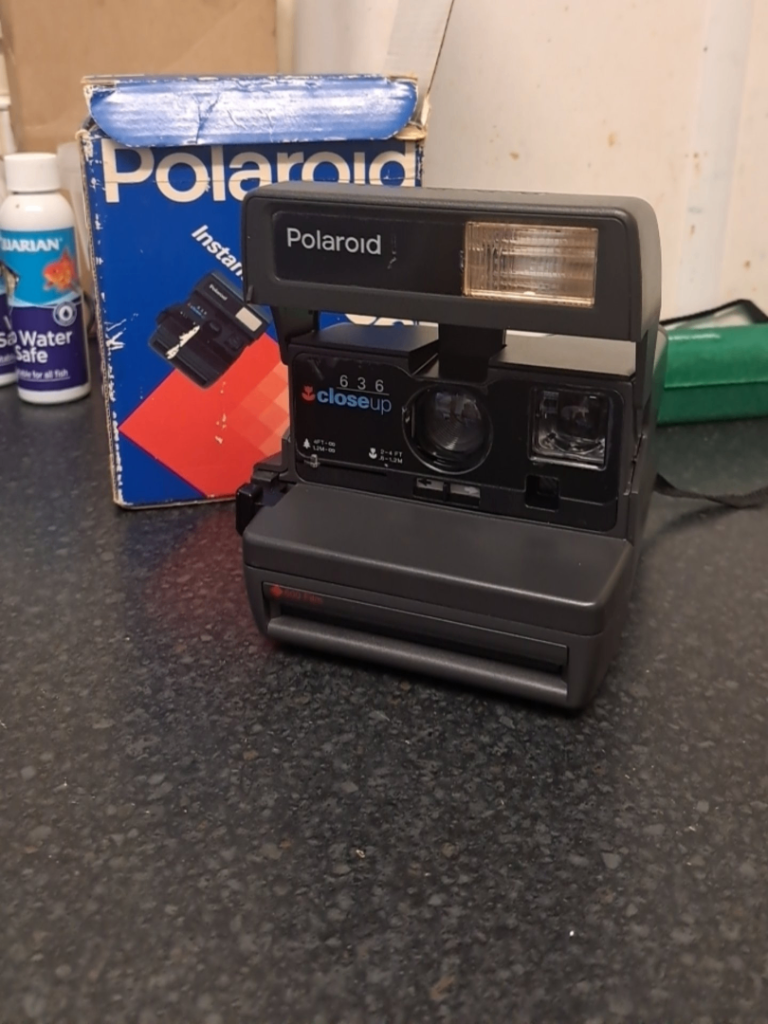 Polaroid 636 Closeup Instant Camera with Original Box