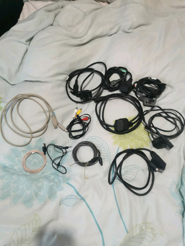 Joblot Bundle of 13 cables for various uses or devices £3 for all.