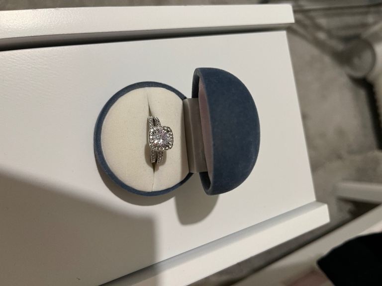 Diamond effect diamonique crystal rings. Very sparkly and look like real diamonds