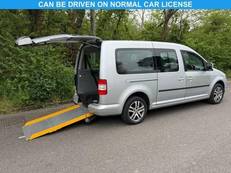 2009 59 VOLKSWAGEN CADDY MAXI LIFE 1.9 TDI PURE DRIVE 104 PS 5 SEATER WAV WHEEL