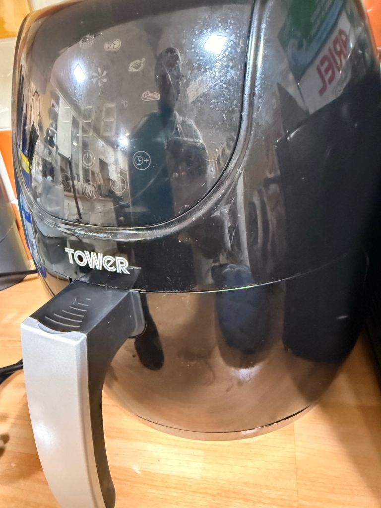 Tower Air Fryer – Black, Good Condition