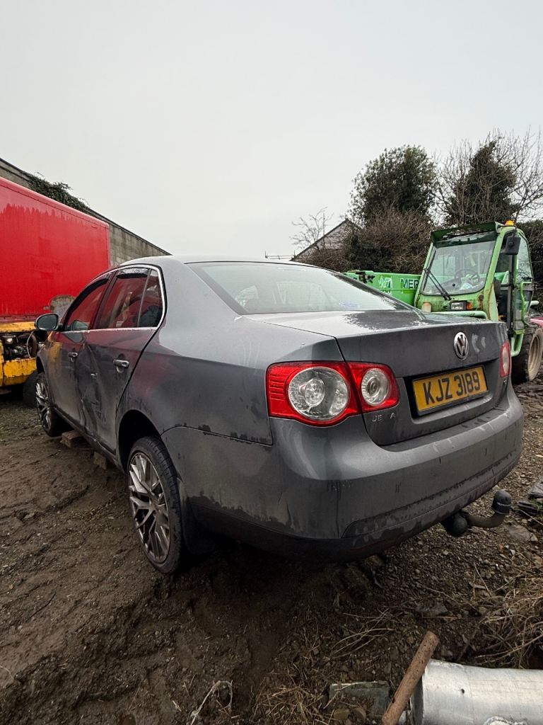 Volkswagen Jetta Towbar With Electrics 