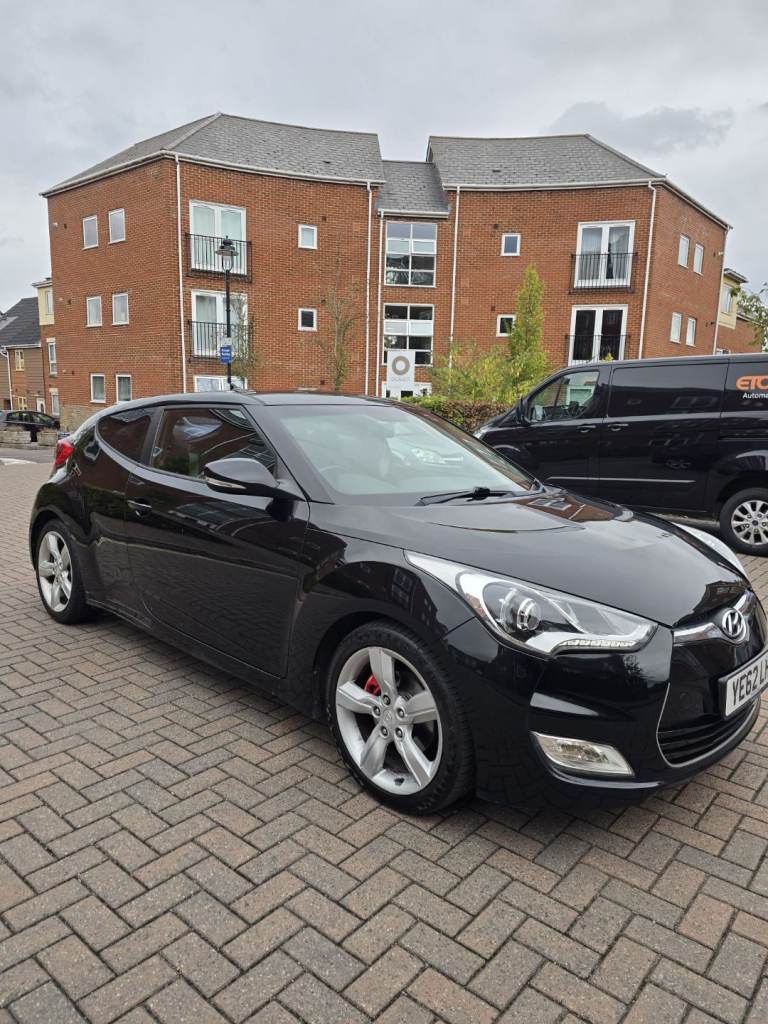 Hyundai, VELOSTER, Coupe, 2012, Semi-Auto, 1591 (cc), 4 doors