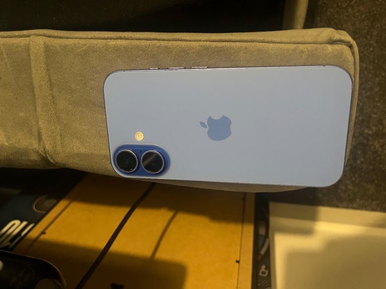 iPhone 16 ultramarine 128gb decent condition