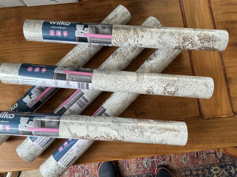 Wallpaper x 6 new rolls 