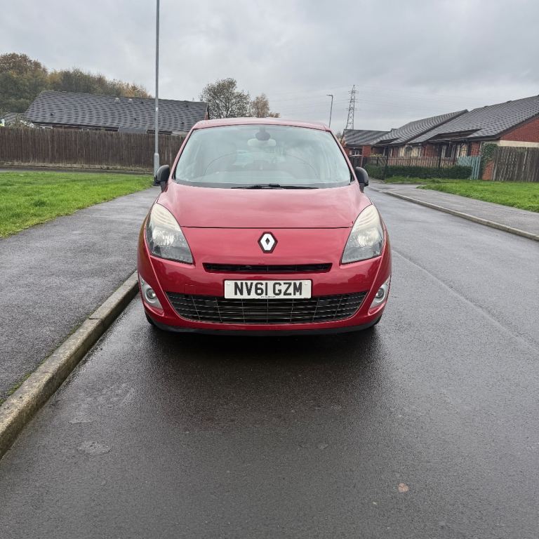 Renault, GRAND SCENIC, MPV, 2011, Semi-Auto, 1461 (cc), 5 doors