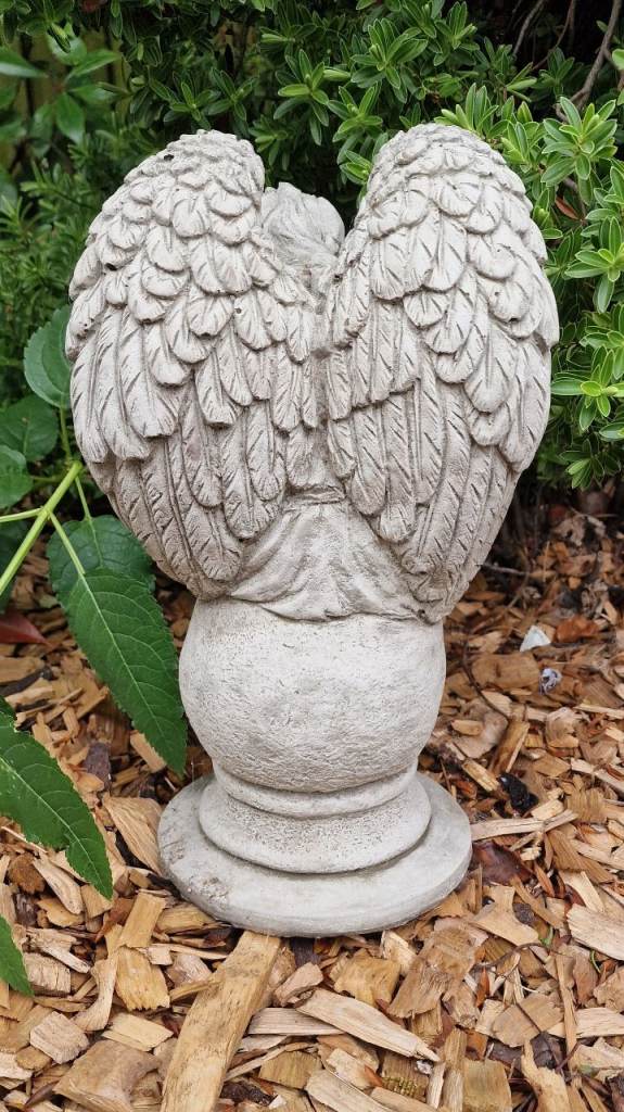 Angel On Ball stone statue,garden ornament