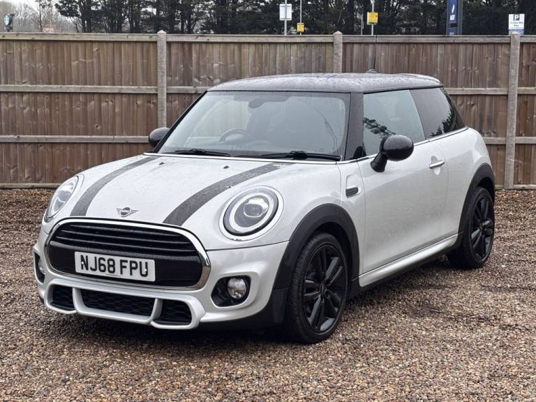 2018 MINI Hatch 1.5 Cooper Hatchback 3dr Petrol Manual Euro 6 (s/s) (136 ps) Hatchback Petrol Manual