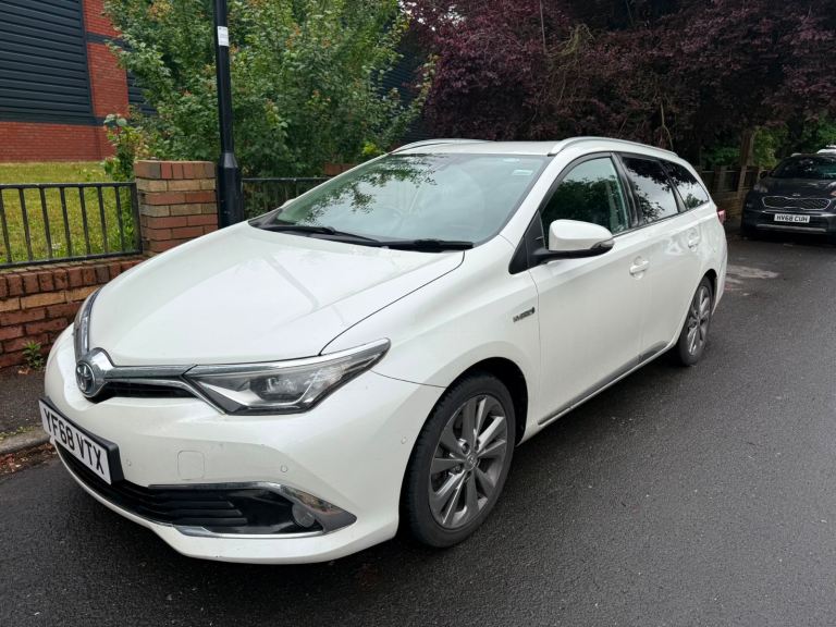 2018 68, TOYOTA AURIS 1.8 VVT-h EXCEL SPORT HYBRID AUTO, 130K, FSH, MOT, NEW 12M PCO INCLUDED
