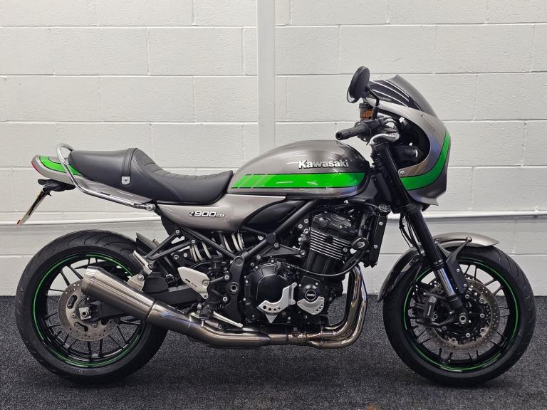 Kawasaki Z900RS CAFE ABS ** 6348 miles - Crash Protectors - 12 Months MOT **