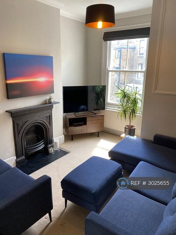 2 bedroom flat in Greenwich, London, SE10 (2 bed) (#3025655)