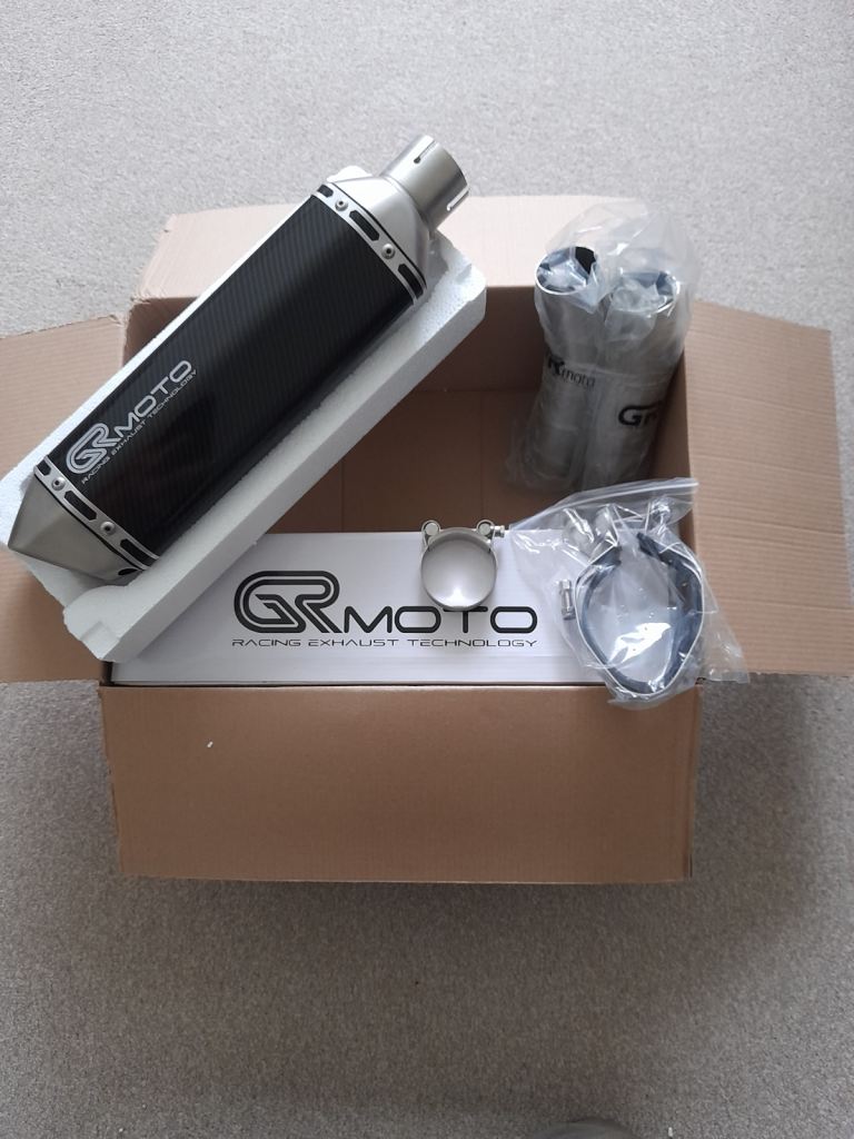 2 New GRMoto Carbon Exhausts & link pipes for Ducati, Honda,Yamaha,Kawasaki,Suzuki,BMW,Triumph