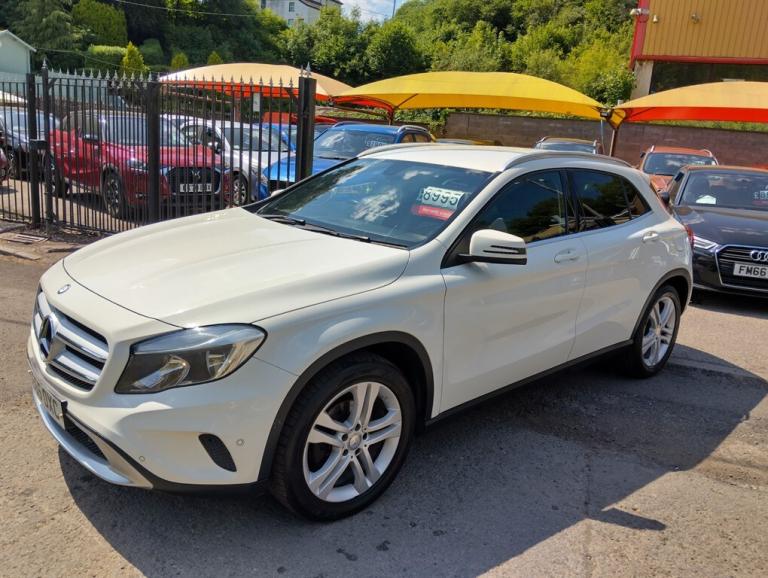 2015 Mercedes-Benz GLA CDI 4MATIC SPORT EXECUTIVE Estate Diesel Automatic
