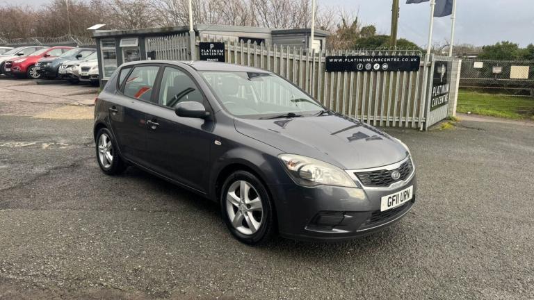 2011 Kia Ceed 1.4 VR-7 5dr HATCHBACK PETROL Manual