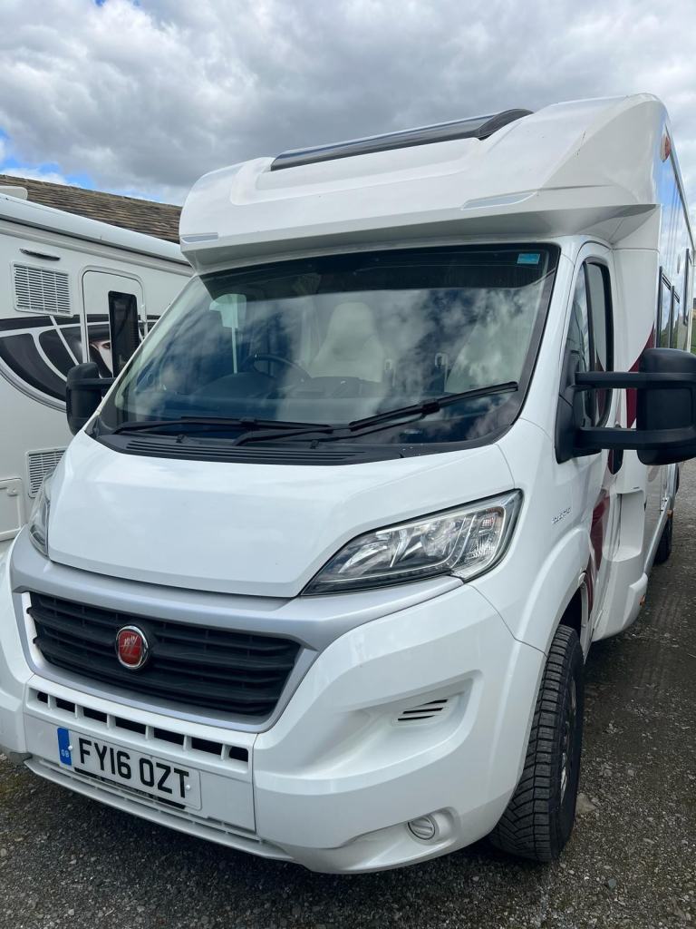 2016 - Rapido 691 FF - 2.3Ltr - 21,000 Miles - 4 Berth / 4 Belts 