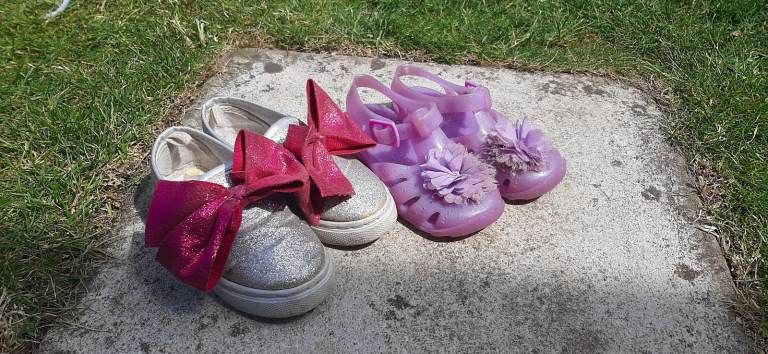 Trainers sneakers sandals child  8½ and 9 UK