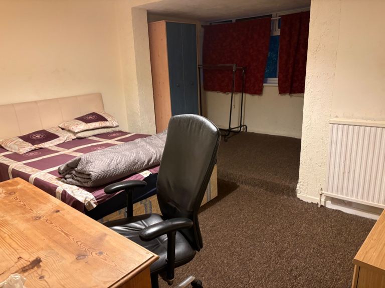 Room to rent