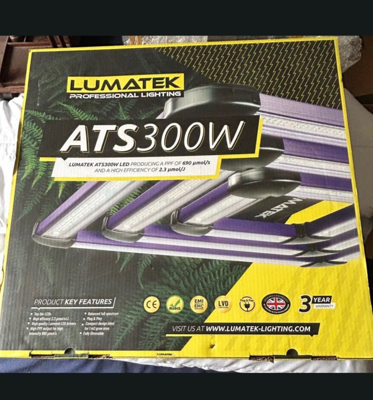 Lumatek ATS300 LED professional lighting
