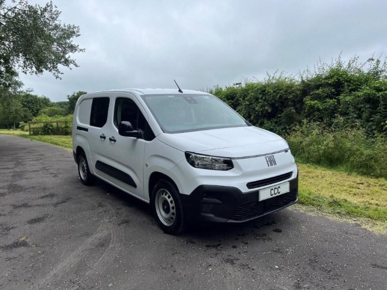 March 2026 Fiat Doblo 1.5 Multijet3 1000kg Combi Double Cab (100) L2 – 5 Seats