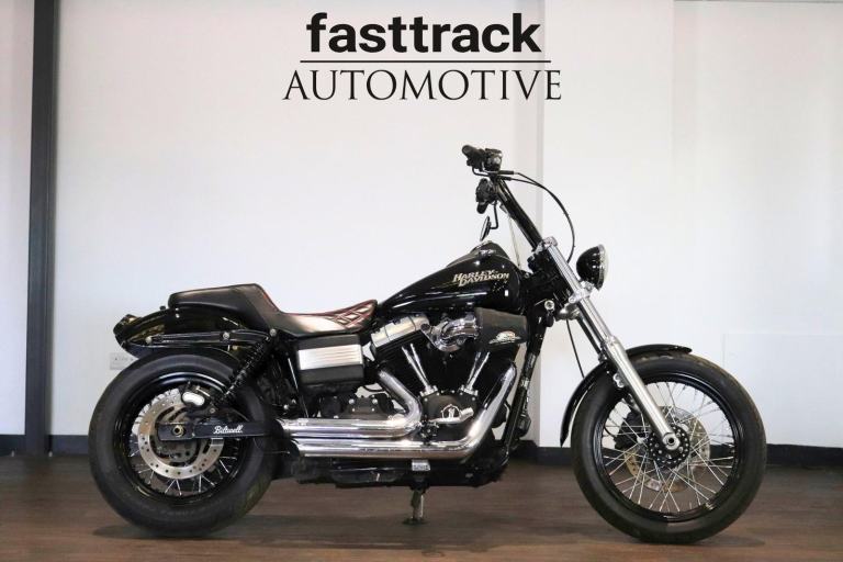 Harley-Davidson FXDB 1584 Street Bob Dyna 2011 - VAMCE & HINES - FULLY LOADED 
