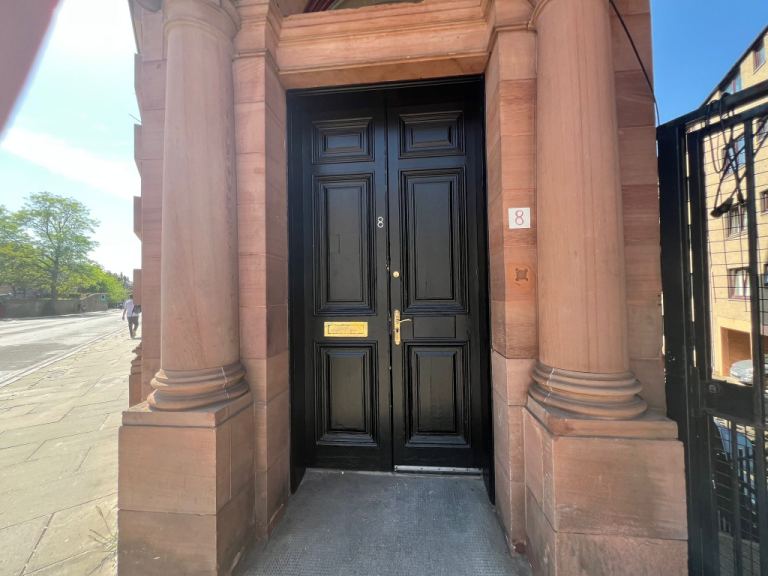 3 bedroom flat in Gorgie Road, Gorgie, Edinburgh, EH11 2LZ