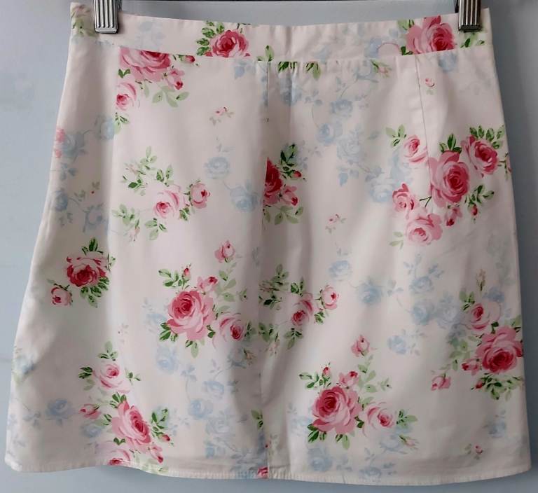 floral mini skirt
