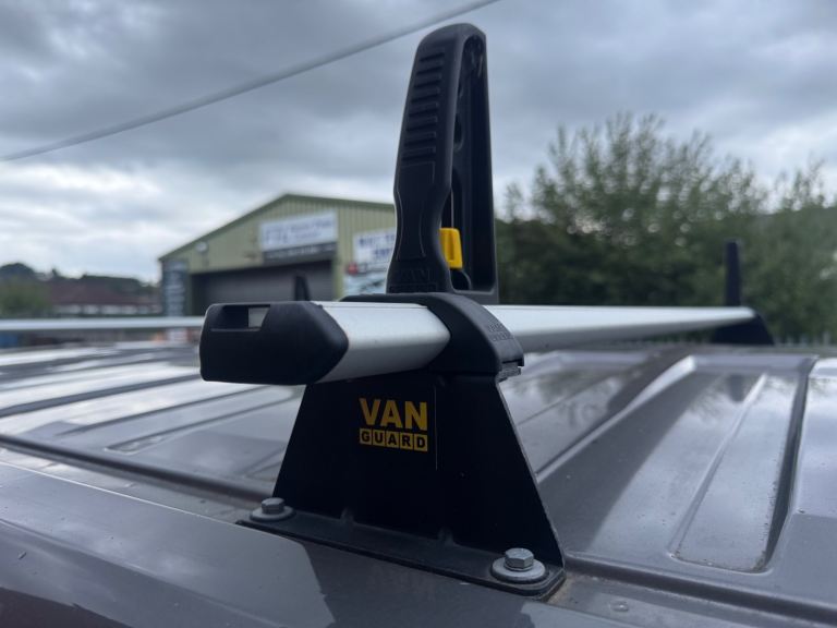 Van Guard Roof Bars - Vauxhall Vivaro