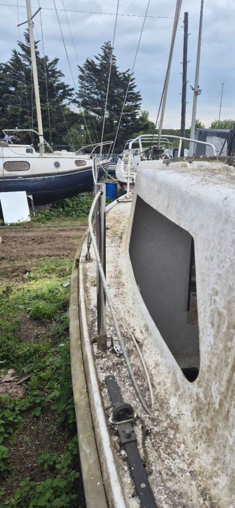 Free yacht