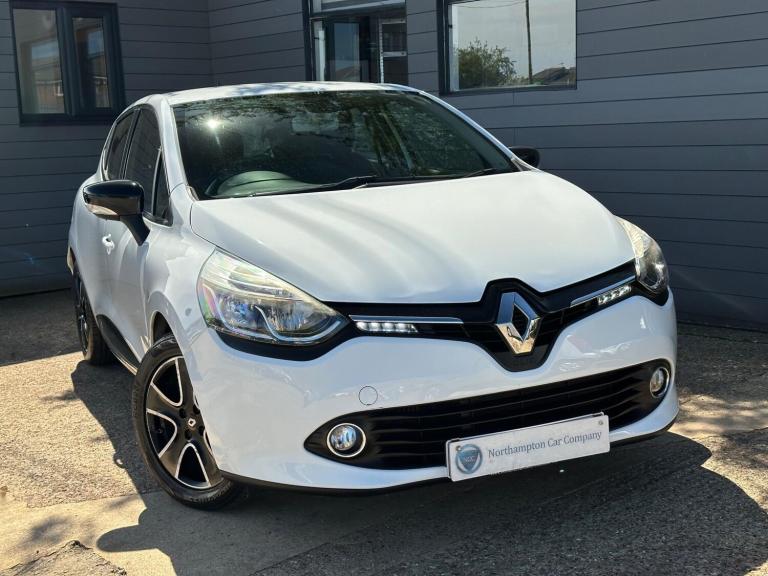 2015 Renault Clio 0.9 TCe Dynamique Nav Euro 6 (s/s) 5dr HATCHBACK Petrol Manual