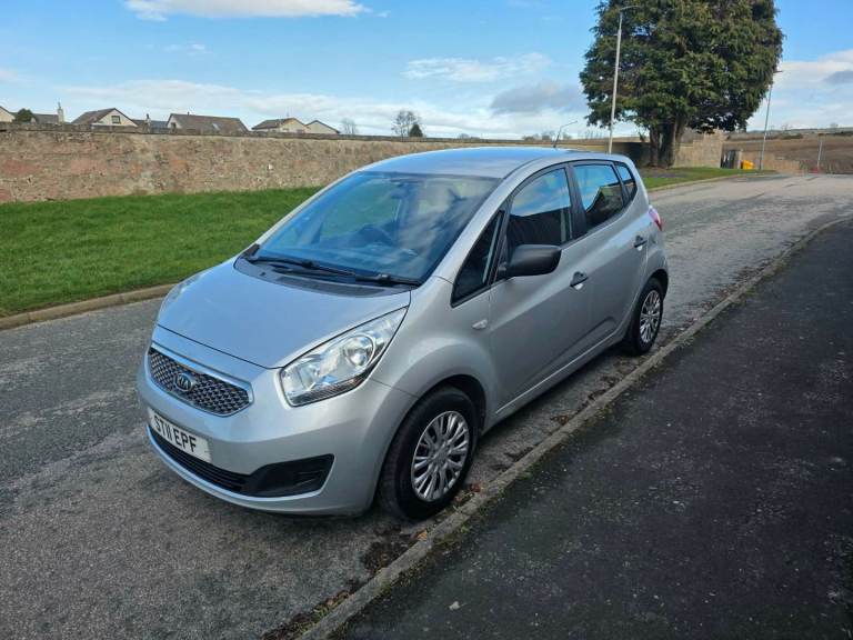 Kia venga long mot full service history 