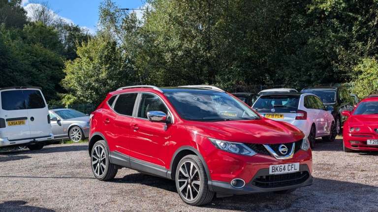 2014 Nissan Qashqai 1.5 dCi Tekna 5dr HATCHBACK Diesel Manual