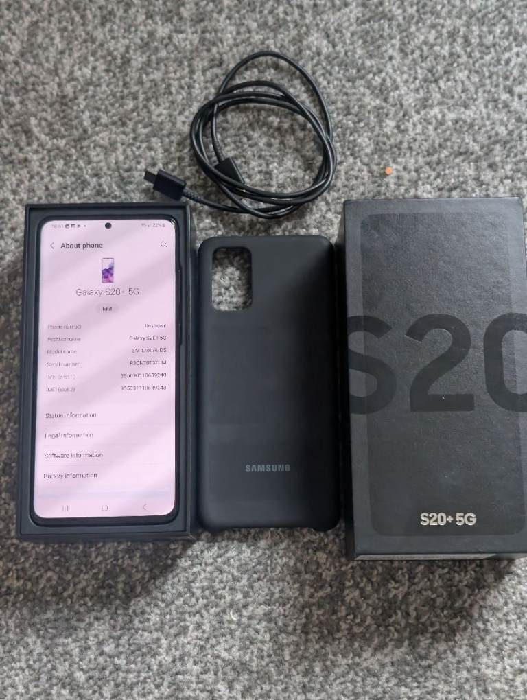 Samsung S20 plus+5G 128 G 🖤 unlocked dual SIM card l in a very good condition 