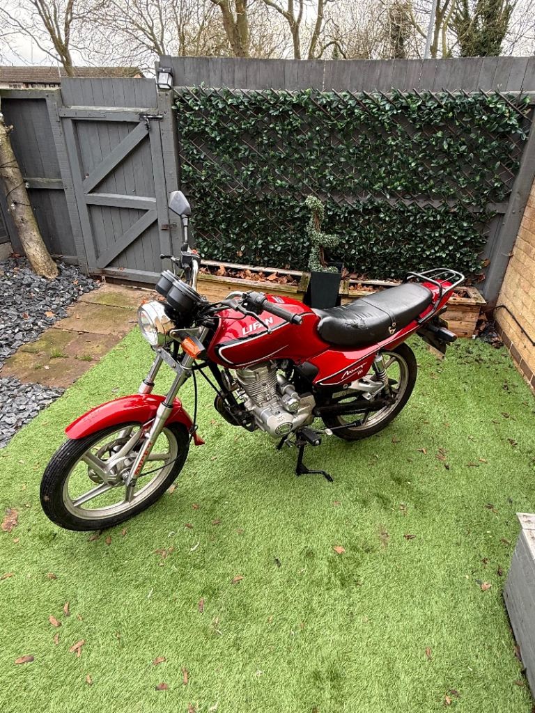 Lifan, LF, 2016, 124 (cc)