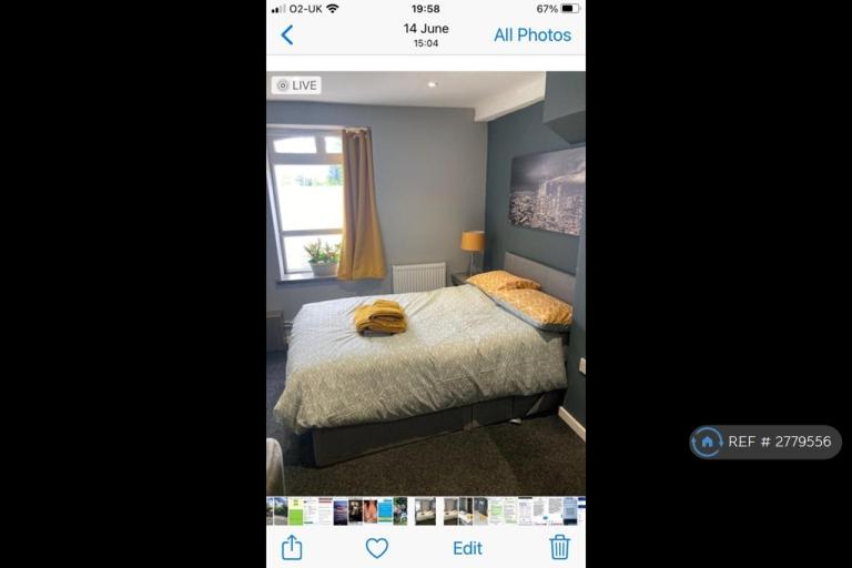 1 bedroom in Hollinwood, Oldham, OL8 (#2779556)