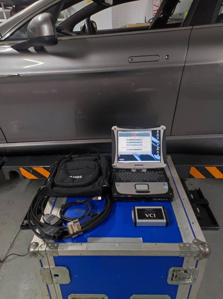 AMDS 1 Aston Martin Dealer Diagnostic System. V2.70 for DB9, V8 V12 Vantage, DBS, Vanquish...