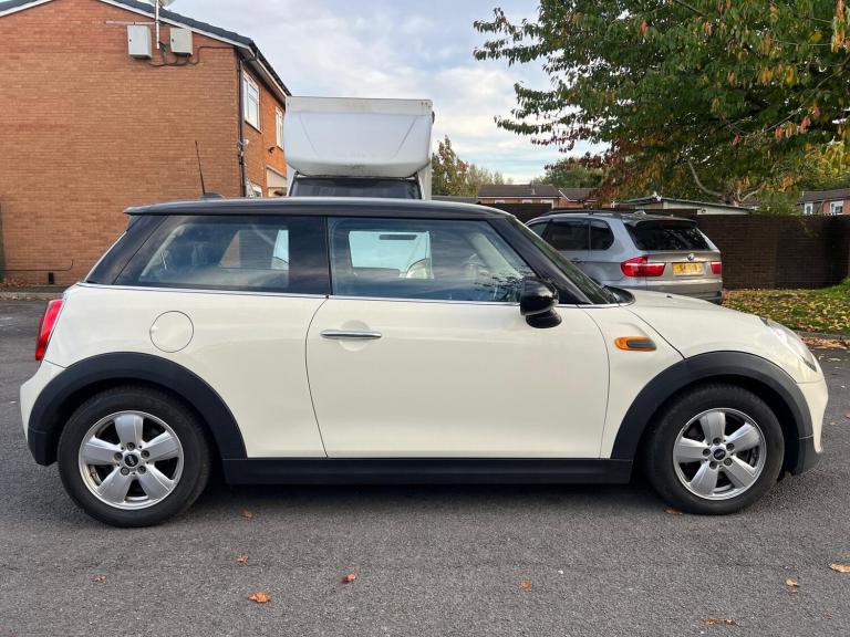2014 MINI Hatch 1.5 Cooper D 3dr HATCHBACK Diesel Manual