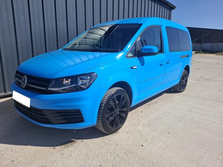 2016 Volkswagen Caddy Maxi 2.0 TDI Campervan/Day Van, Rock And Roll Bed PANEL VAN Diesel Manual