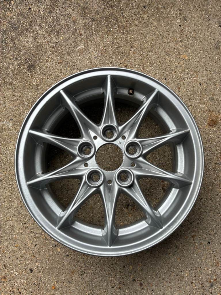 BMW Z4 2.0 (E85) Standard Star Spoke Wheels