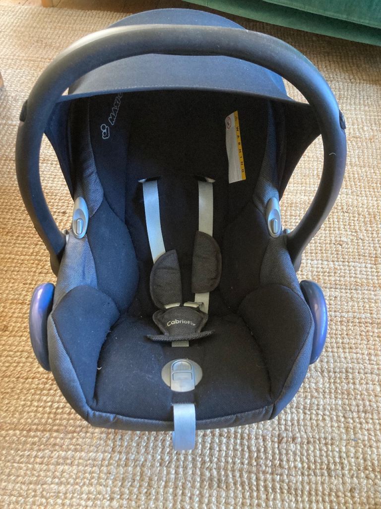 Maxi Cosi baby car seat