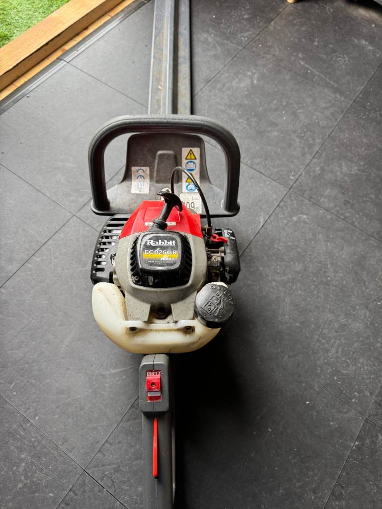 Petrol Hedge Trimmer (65cm)- Subaru engine